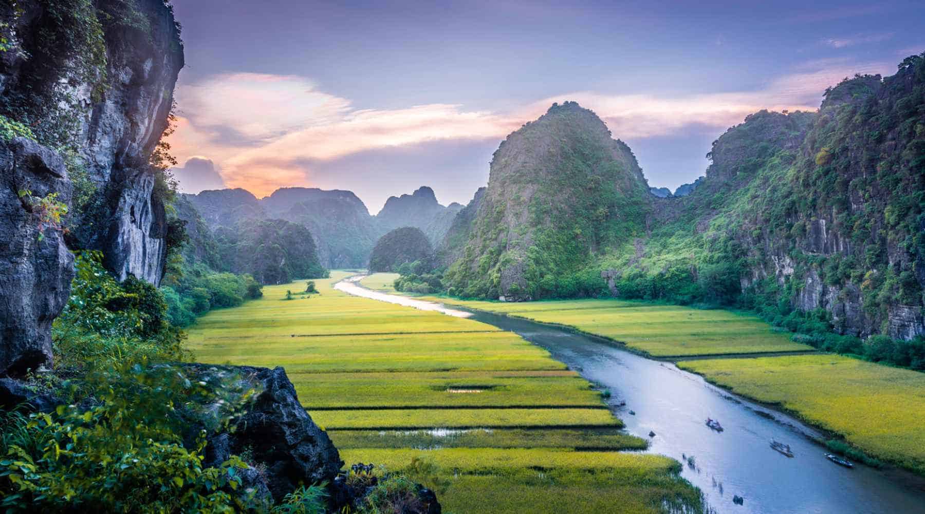 Sông Ngô Đồng uốn lượn đẹp mê hồn