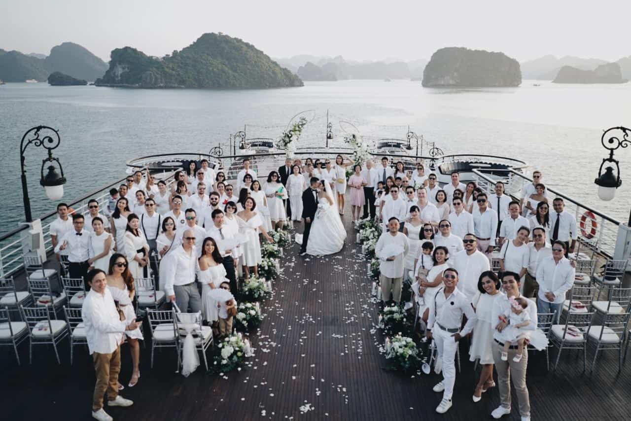 Tổ chức tiệc cưới trên du thuyền